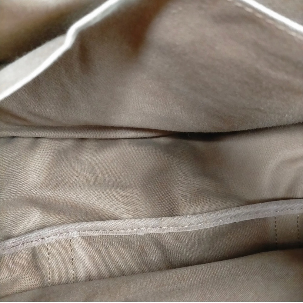 Louis Vuitton Monogram Brown & Tan Shoulder Bag - Picture 14 of 16